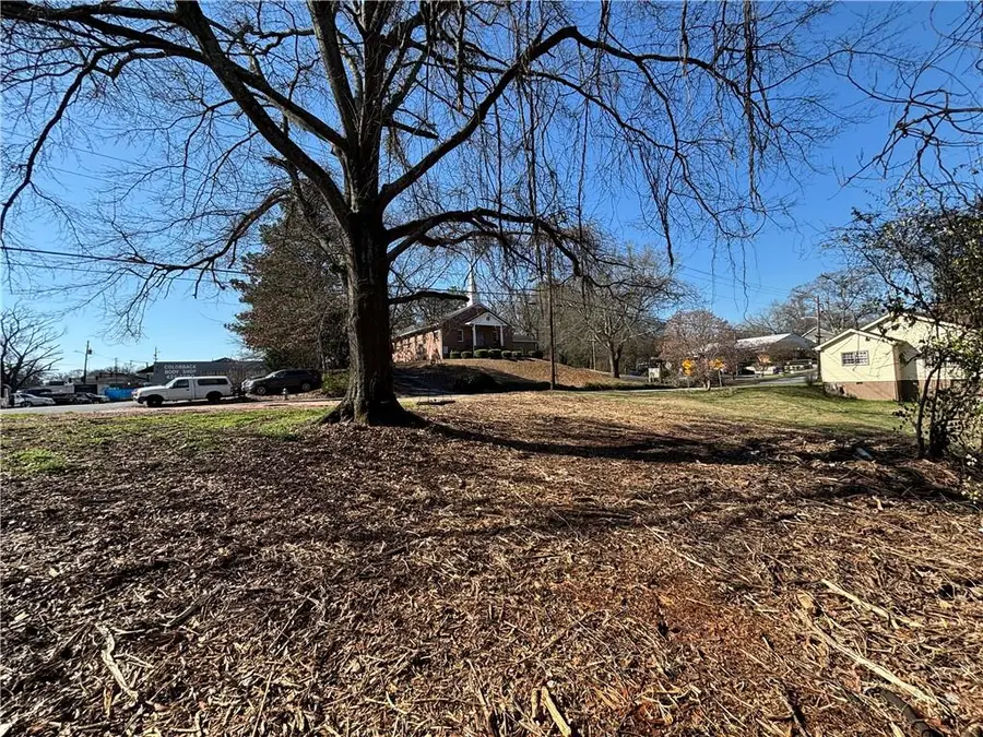 555 Lawrence Street Ne, Marietta, GA 30060 - #2