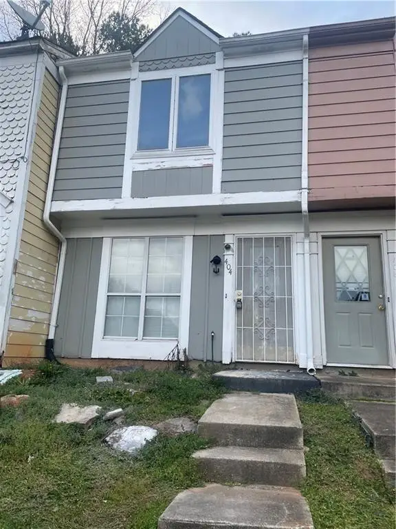 404 Prince Of Wales, Stone Mountain, GA 30083 - #1