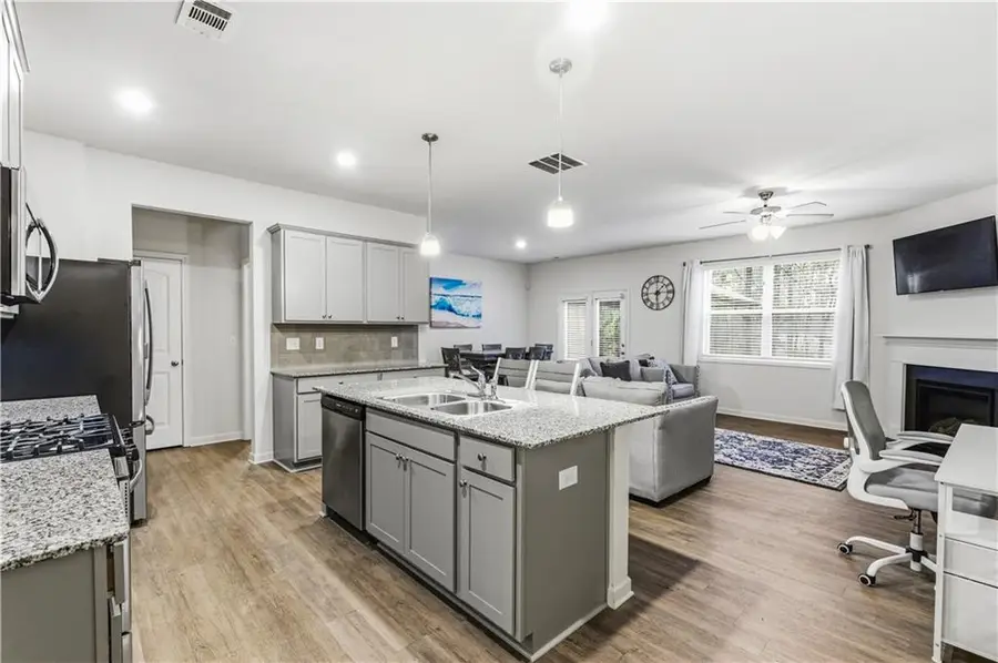 120 Woodhouse Circle, Acworth, GA 30102 - #2