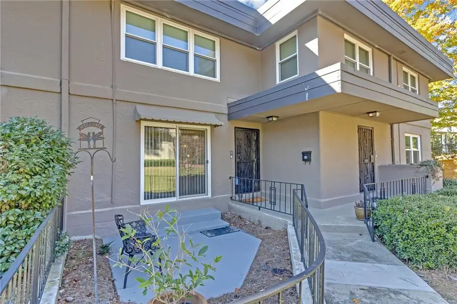 276 Lakemoore Drive Ne #E, Atlanta, GA 30342 - #3