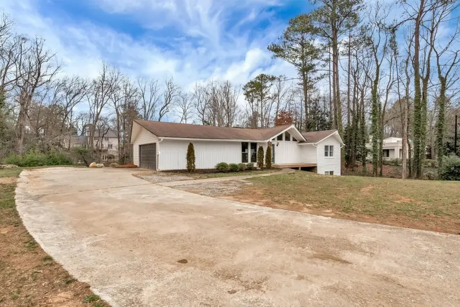 905 Heards Ferry Road, Sandy Springs, GA 30328 - #3