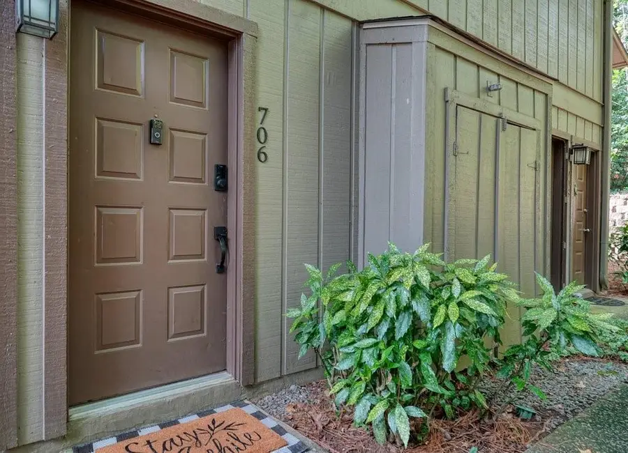 706 Cumberland Court Se, Smyrna, GA 30080 - #2