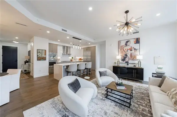 2425 Peachtree Road Ne, Atlanta, GA 30305