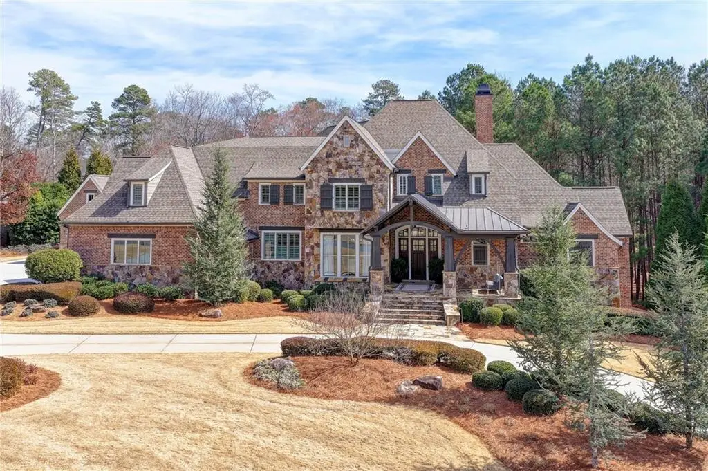 989 Crescent River Pass, Suwanee, GA 30024 - #1
