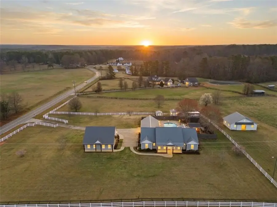 5 Gibson Road, Newnan, GA 30263 - #2