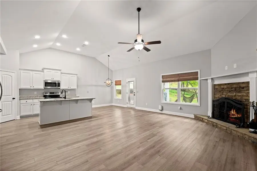 65 Academy Street, Pendergrass, GA 30567 - #3