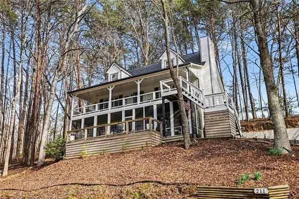 211 Hillside Drive, Waleska, GA 30183