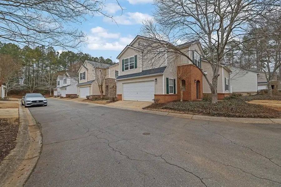 423 W Oaks Trail, Woodstock, GA 30188 - #3
