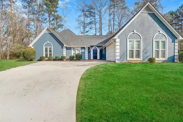 752 Stone Breeze Lane, Stone Mountain, GA 30087