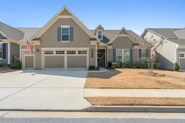 111 Red Maple Drive, Peachtree City, GA 30269