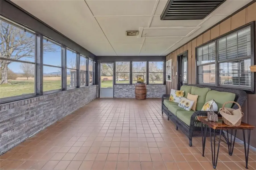 486 Back Penn Road, Summerville, GA 30747 - #3