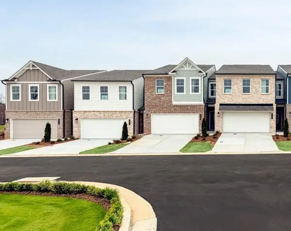 848 Leraes Way, Loganville, GA 30052