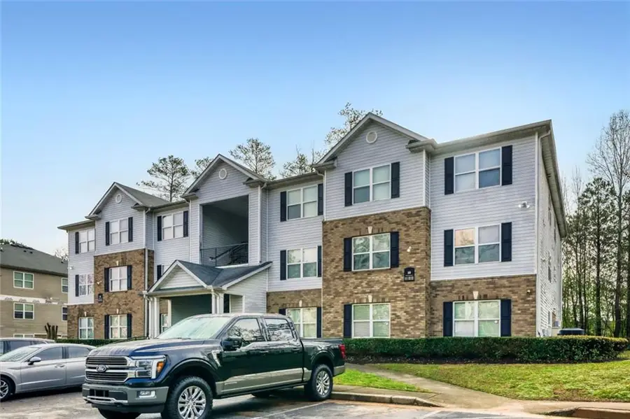 10204 Fairington Ridge Circle, Lithonia, GA 30038 - #2