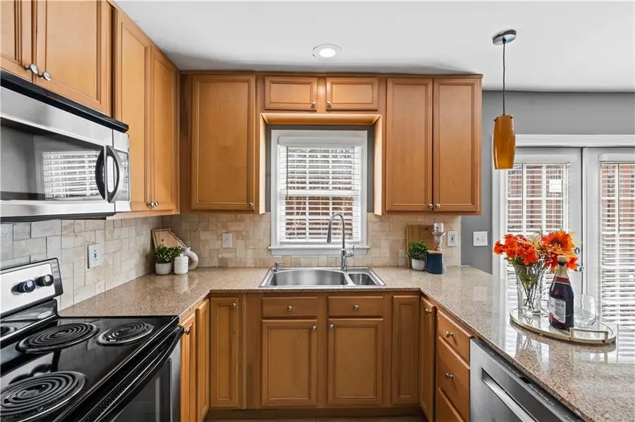 1101 Collier Road Nw #D5, Atlanta, GA 30318 - #3