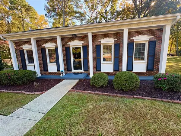 2805 Homeland Drive, Atlanta, GA 30360