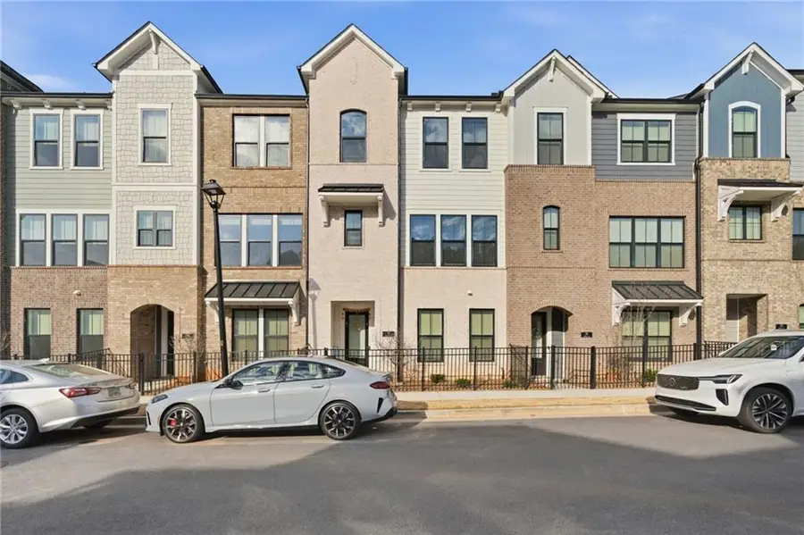 375 Walker Avenue, Roswell, GA 30076 - #2