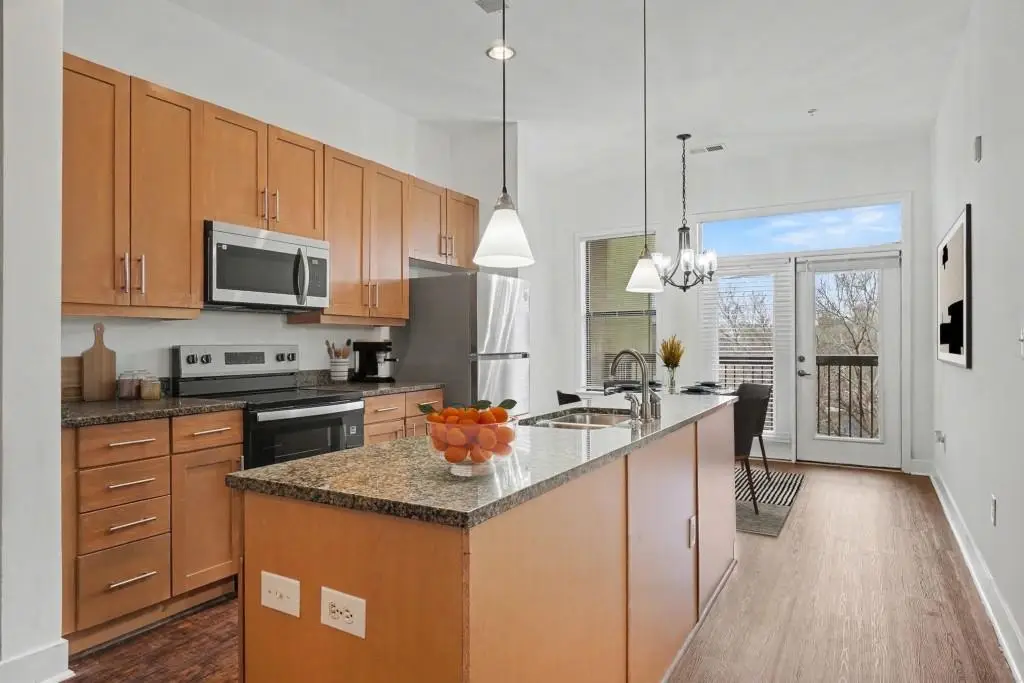 425 Chapel Street Sw, Atlanta, GA 30313 - #1