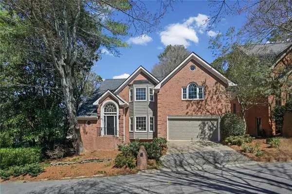 1018 Mill Creek Manor Ne, Brookhaven, GA 30319