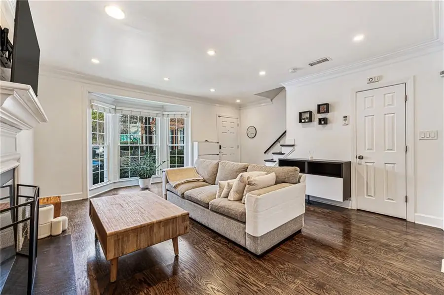 24 Mount Vernon Circle, Sandy Springs, GA 30338 - #3