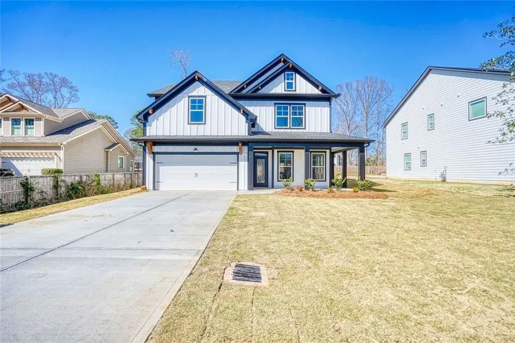 1064 Eastview Road Ne, Conyers, GA 30012 - #1
