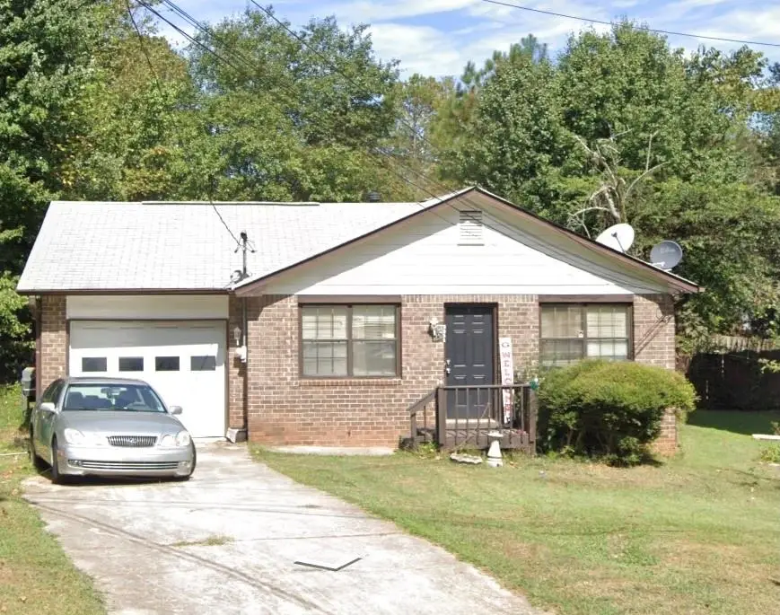 2051 Kimber Trail, Stone Mountain, GA 30088 - #1