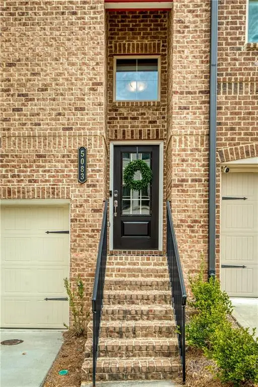 5083 Chesterfield Lane, Dunwoody, GA 30338 - #2