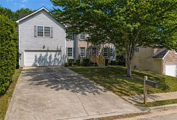 3275 Hunting Creek Pass, Douglasville, GA 30135