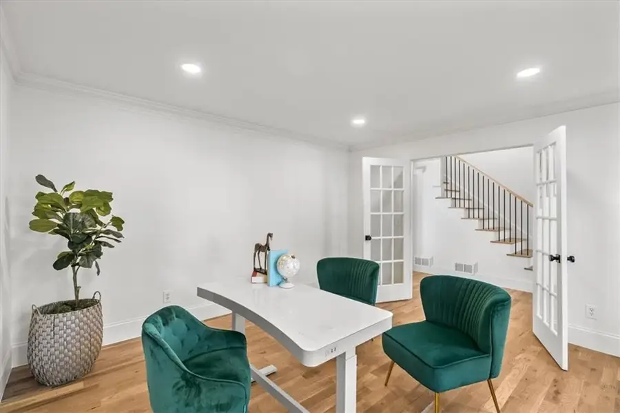 4466 Windsor Oaks Circle, Marietta, GA 30066 - #3