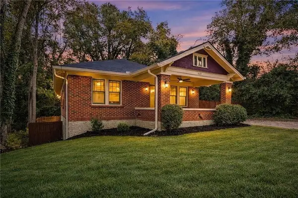 829 Rose Circle Sw, Atlanta, GA 30310