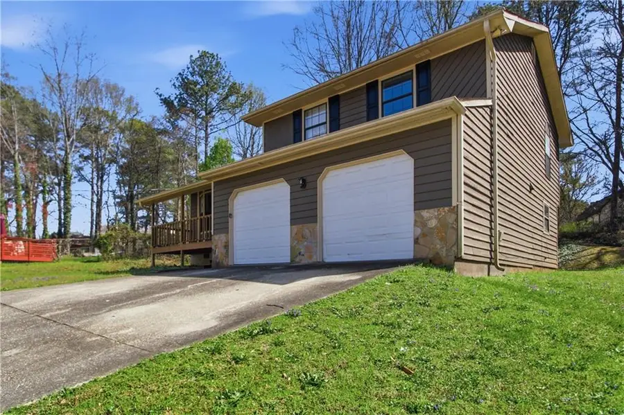 5641 Clifton Place, Stone Mountain, GA 30087 - #2