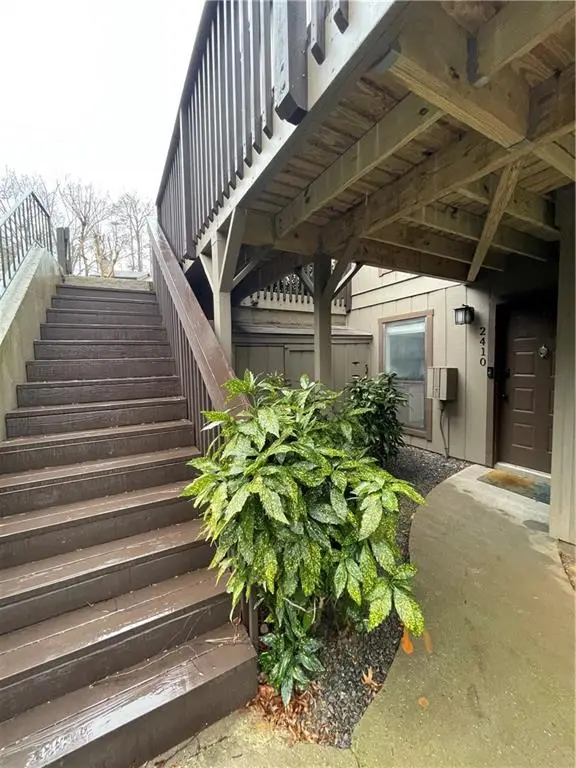 2410 Cumberland Court Se, Smyrna, GA 30080 - #2