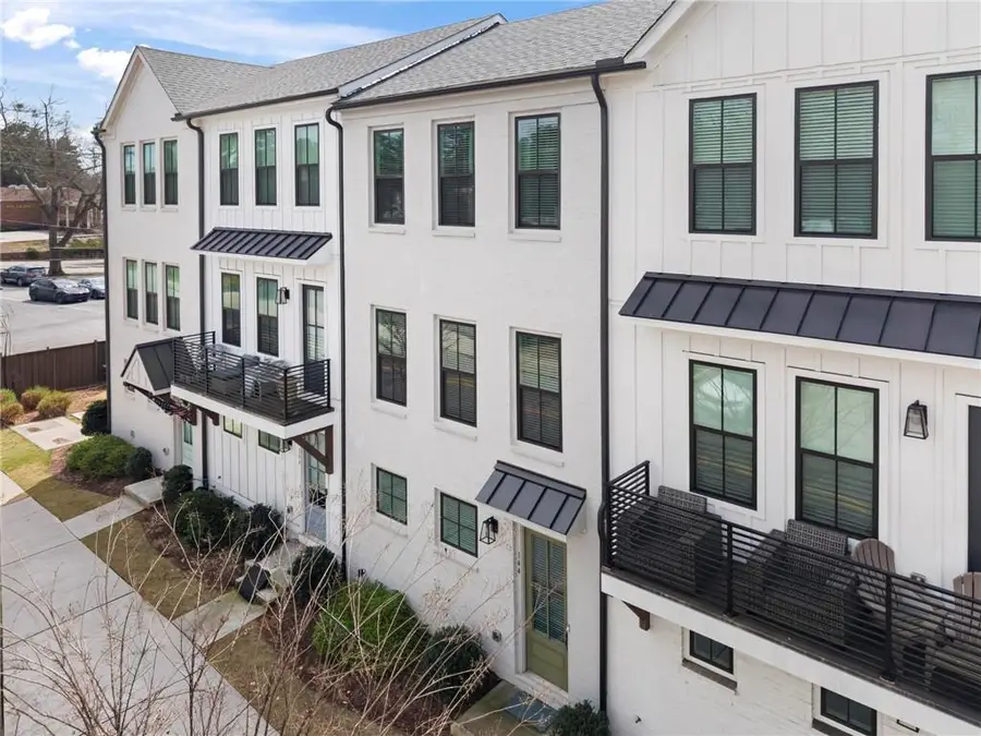 144 Chestnut Circle, Atlanta, GA 30342 - #2