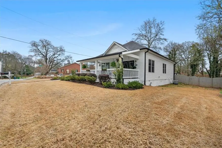 202 W Chandler Street, Carrollton, GA 30117 - #3