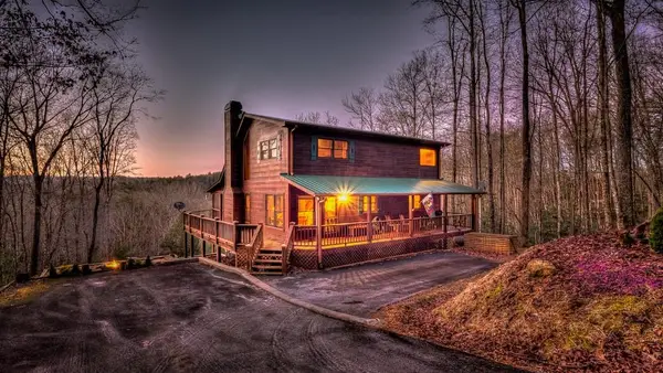 482 N Old Aska Road, Blue Ridge, GA 30513