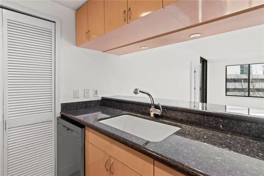 3481 Lakeside Drive Ne #902, Atlanta, GA 30326 - #3