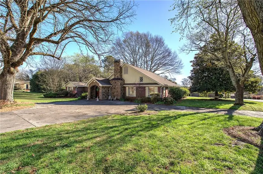 224 Hillcrest Drive, Calhoun, GA 30701 - #2