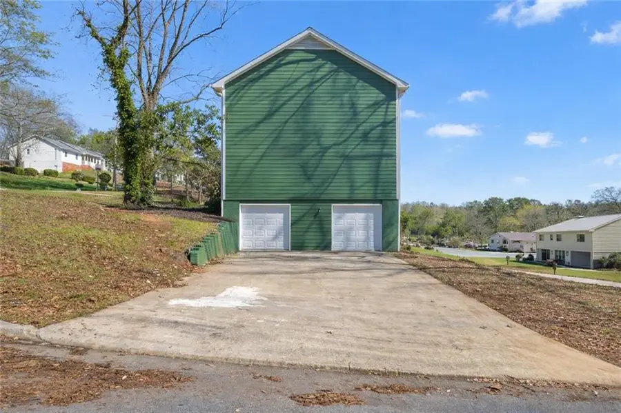 4834 Bexley Drive, Stone Mountain, GA 30083 - #2