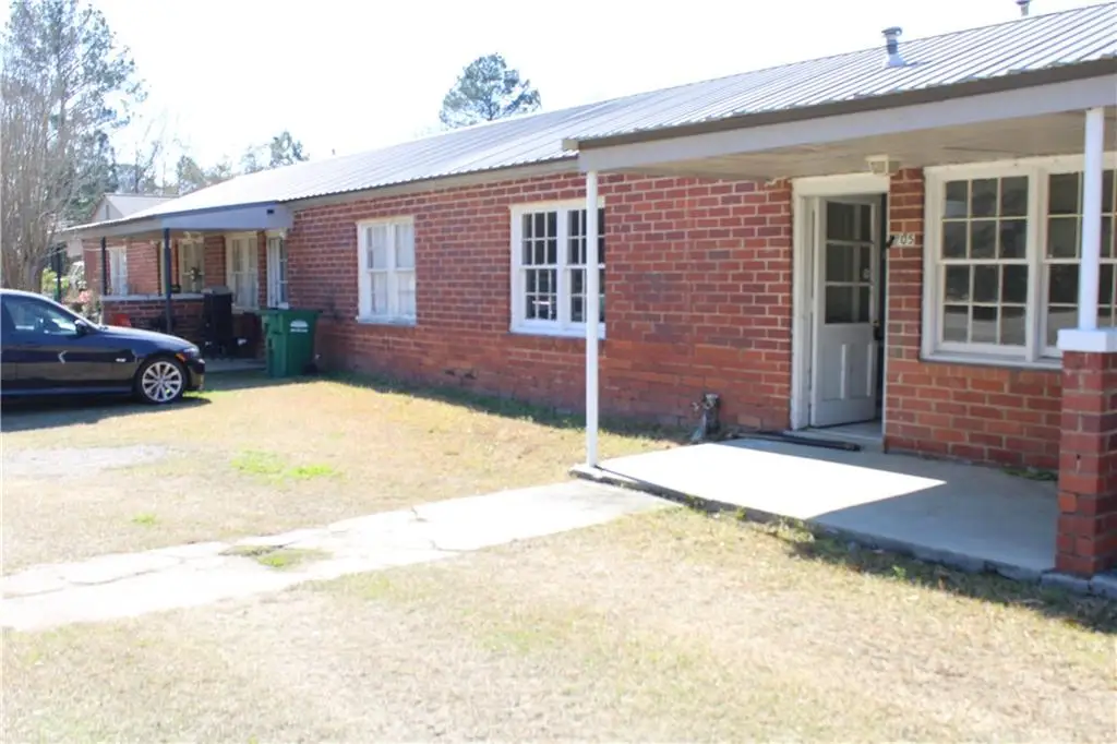 707 N Washington Street, Sylvester, GA 31791 - #1