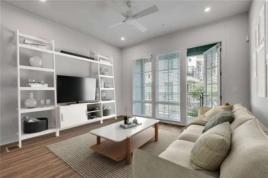 1273 Longreen Terrace Nw, Atlanta, GA 30318 - #3