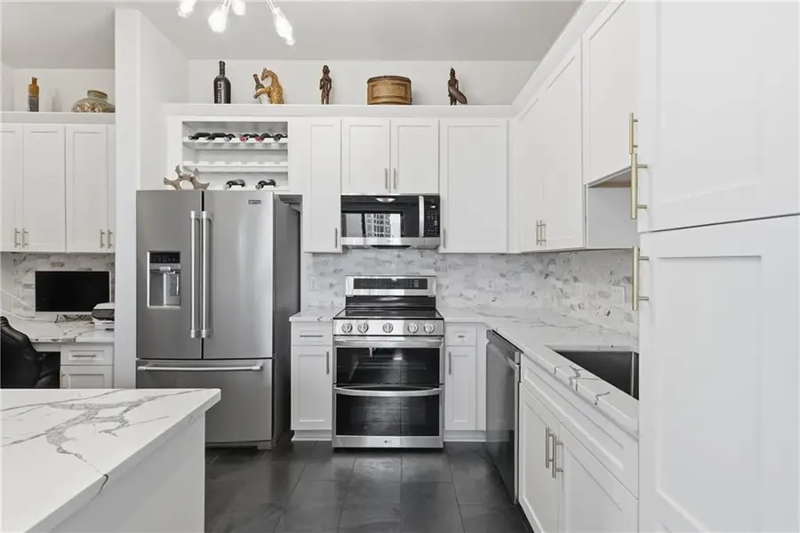 3445 Stratford Road Ne #2104, Atlanta, GA 30326 - #2
