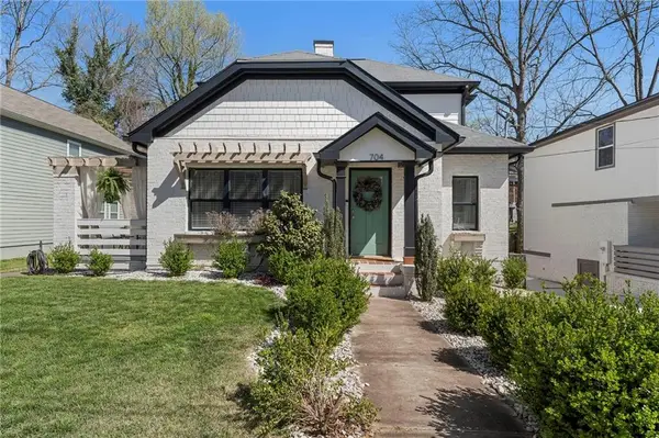 704 Rochelle Drive Sw, Atlanta, GA 30310