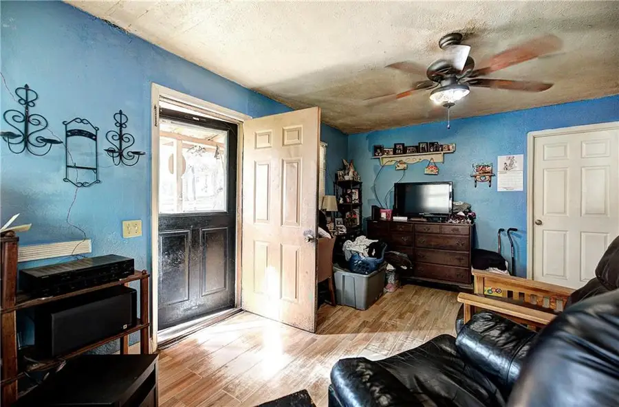 46 Young Street, Cartersville, GA 30120 - #3