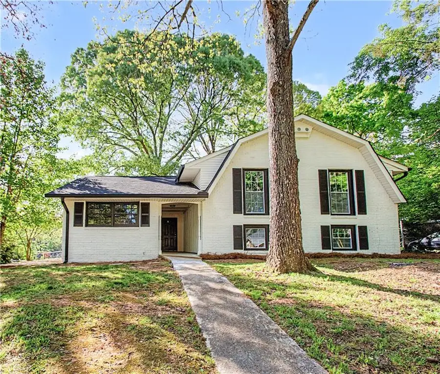 556 Roxbury Drive, Riverdale, GA 30274 - #3