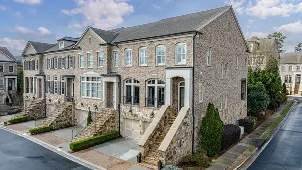 562 Tenby Lane, Marietta, GA 30068