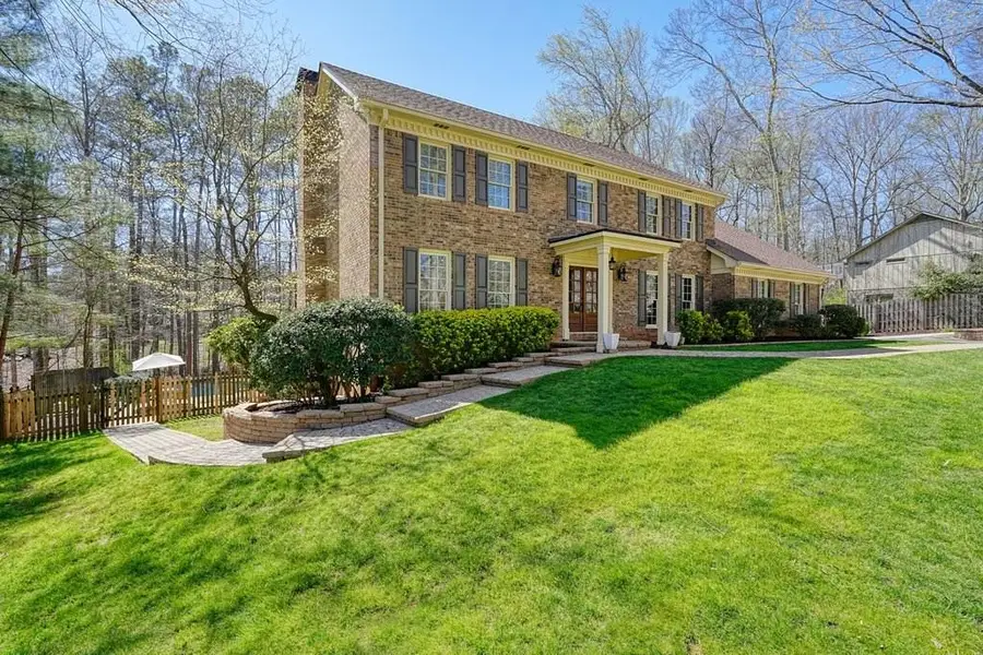 235 Oak Leaf Circle, Roswell, GA 30075 - #3