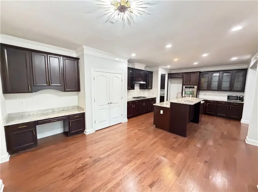 4030 Manor Place Drive, Roswell, GA 30075 - #2