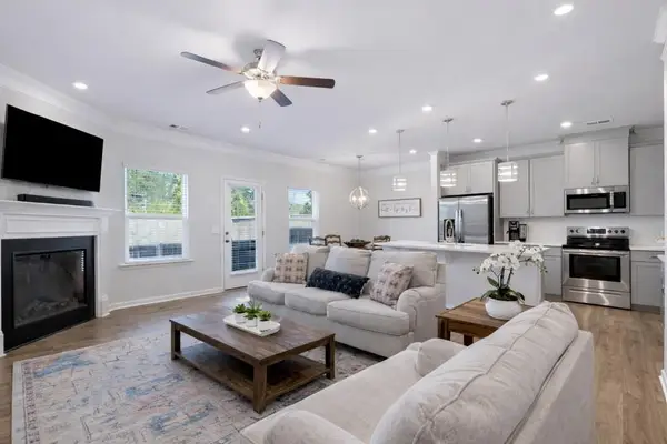 340 Crider Court, Woodstock, GA 30188