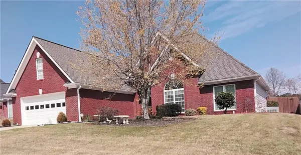 3330 Wellbrook Drive, Loganville, GA 30052