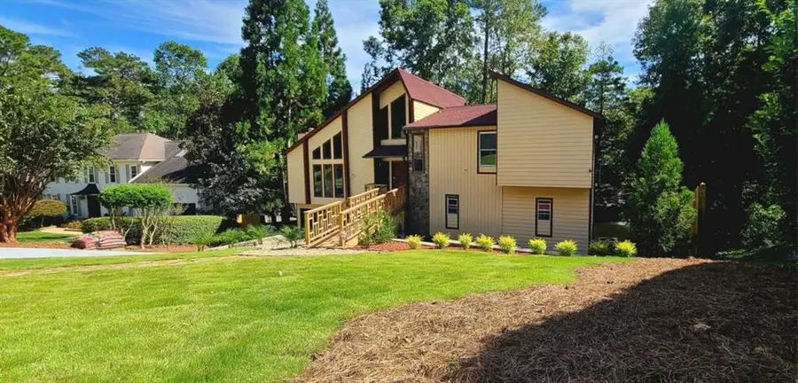 2696 Long Lake Terrace, Roswell, GA 30075 - #2