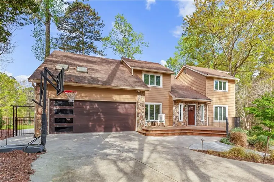 10390 Amberside Court, Roswell, GA 30076 - #3